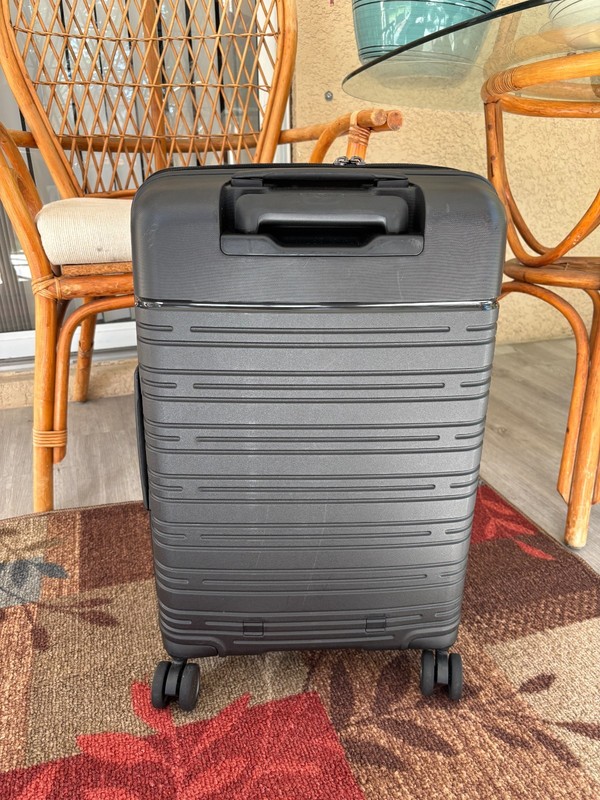 Samsonite Elevation Plus The Regular Carry-On Color: Black gallery