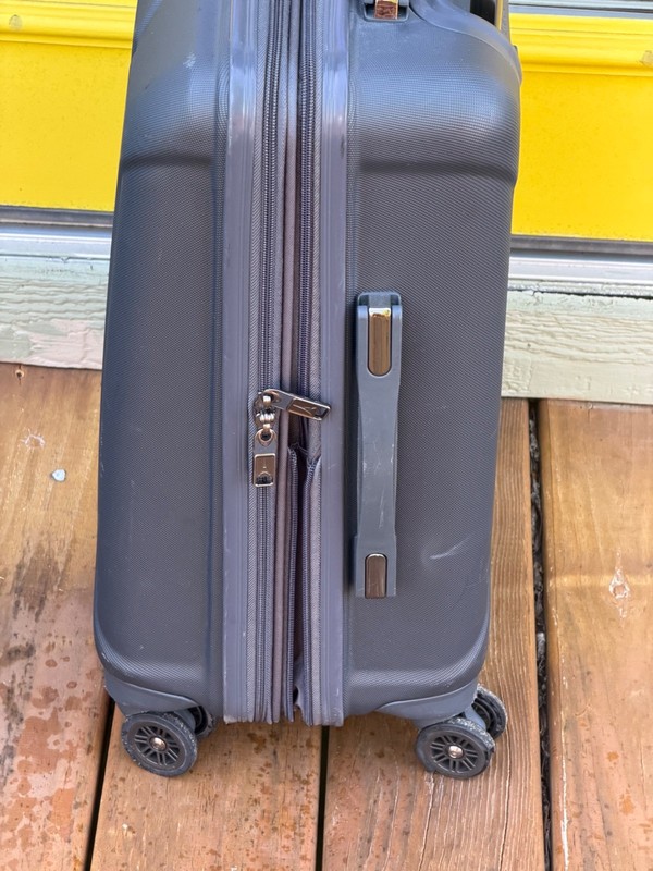 Travelpro Maxlite Hardside Expandable Spinner Gray Luggage Carry On Bag gallery