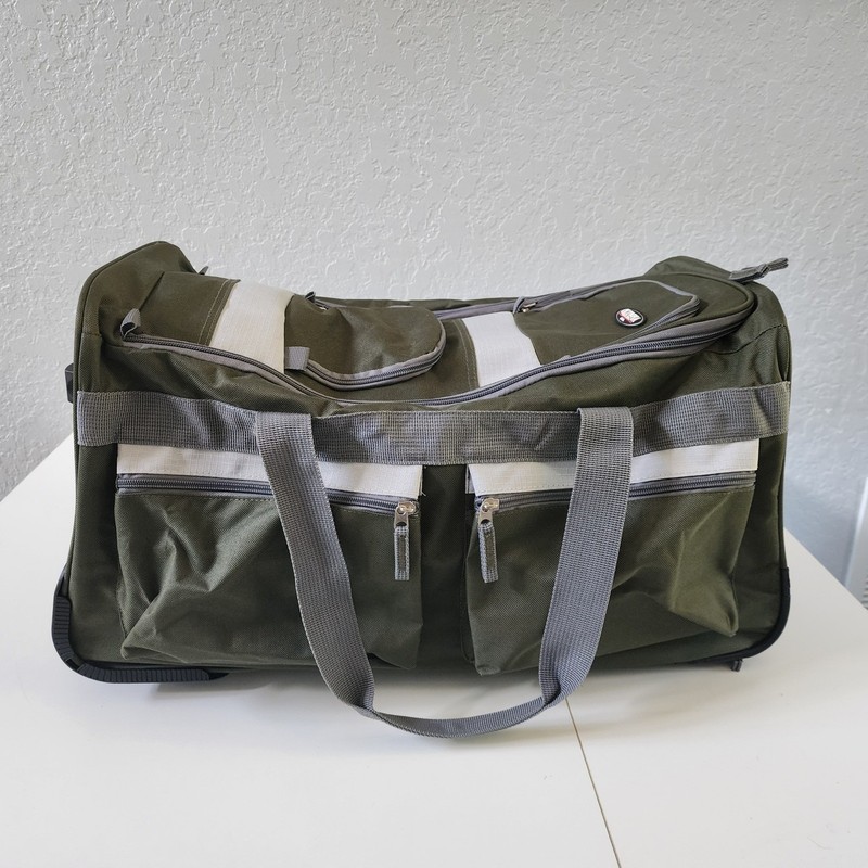 Olympia USA SRD-22 Rolling Duffel Bag Olive Green Gray 22 Inch Travel Luggage
