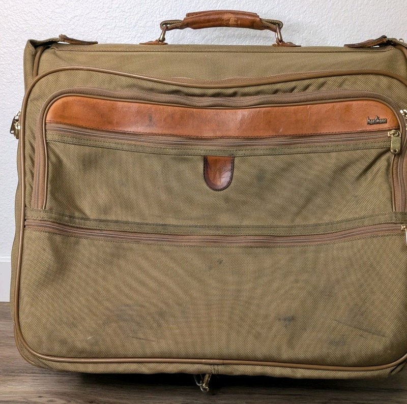 HARTMANN Intensity Collection Mobile Traveler Garment Bag Distressed gallery