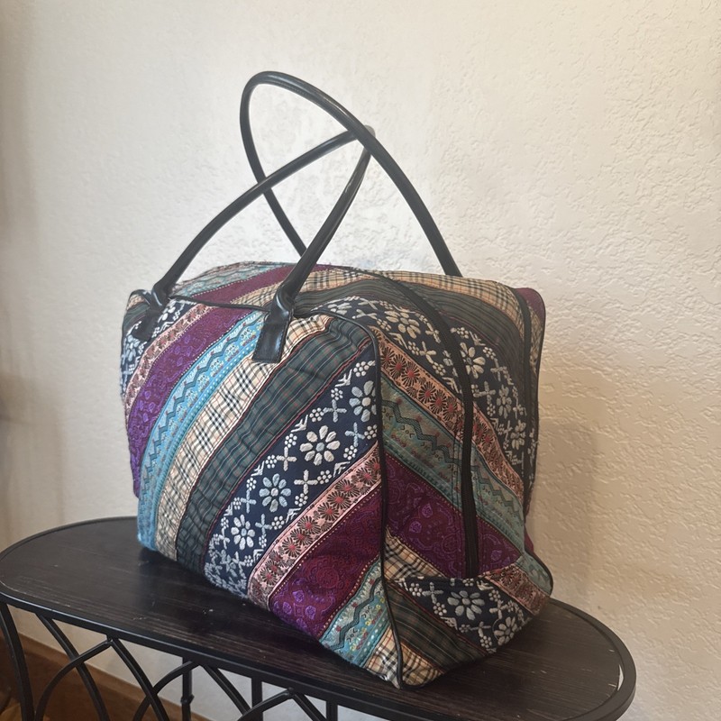 World According to Jess Patchwork Weekender Duffle Bag Travel Bag 18x12x8 NWOT gallery