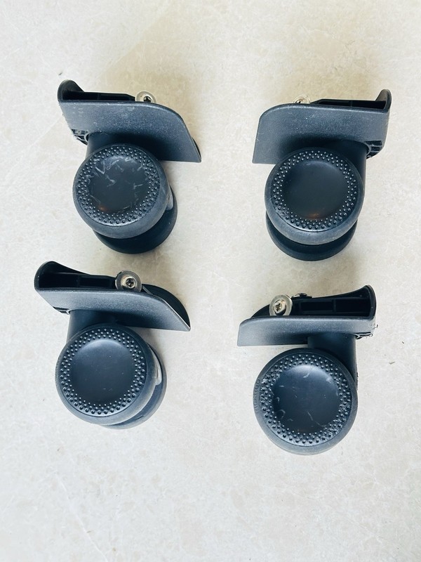 4 Wheels OEM Ricardo Carry On Spinner Genuine Genuine Replacement Parts