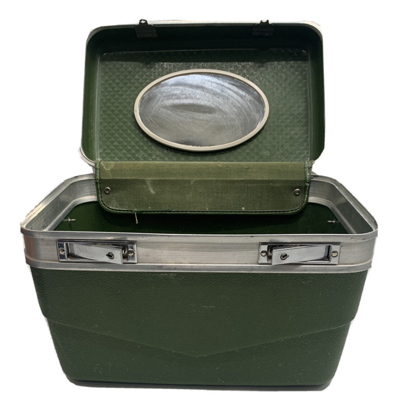 Vintage Green Unbranded Train Make-Up Hard Case Luggage Mid Century No Key