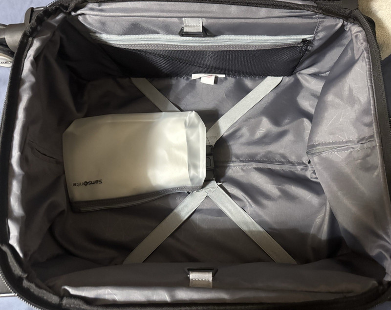 Samsonite Ascella 4.0 Large Expandable Spinner, Black (157041-1041) gallery