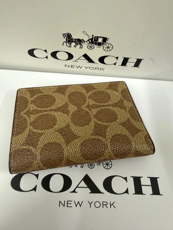 New Coach CW367 Id Wallet In Signature Canvas Tan × Black Outlet from Japan