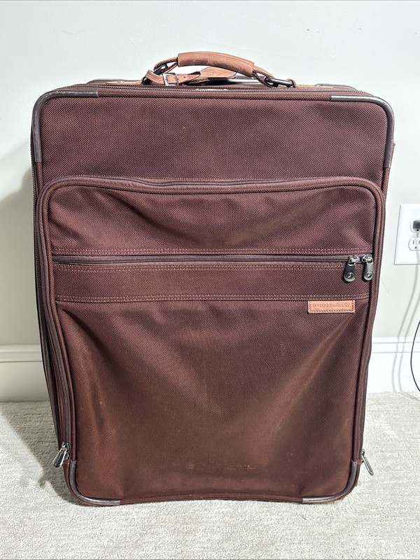 Briggs & Riley 24 Inch Baseline Upright Black Expandable Checked Suitcase U24NX