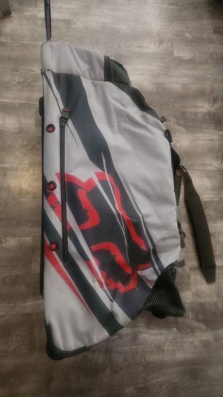 Fox Racing Shuttle Roller Gear Bag Gray 32x17x16 BLACK RED