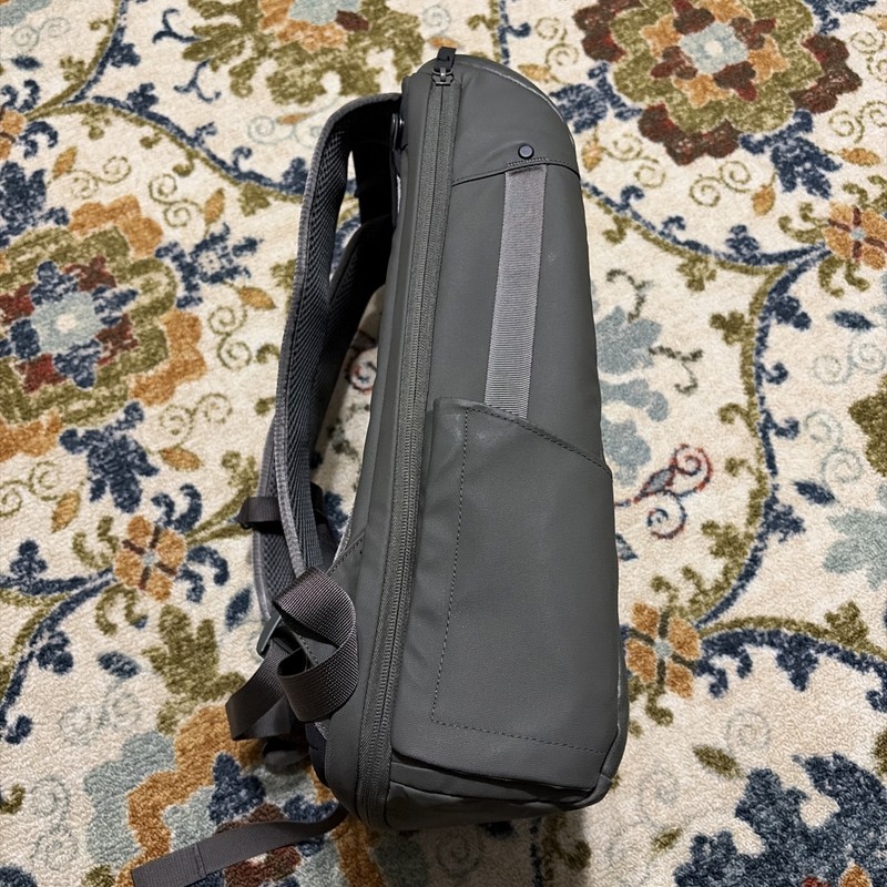 Nomatic Backpack 14L, Great Condition, Expand to 17L, Laptop Sleeve, RFID Safe gallery