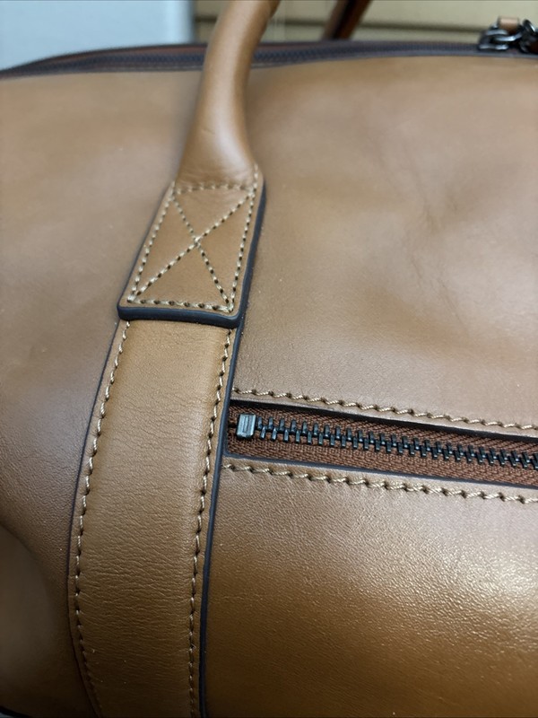 Mark & Graham Essential Leather Weekender Bag Hazelnut Color 22” X 13” X 14” GUC gallery
