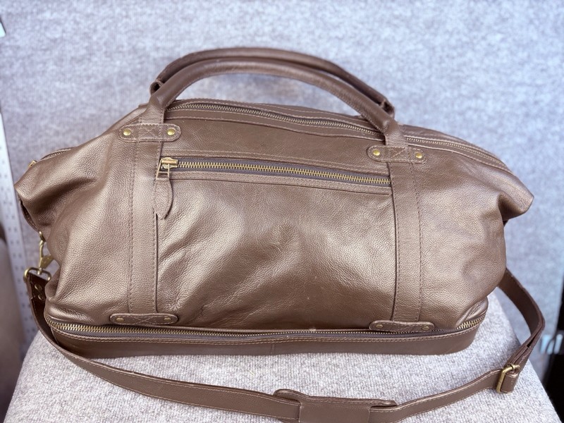 Pottery Barn Grant Brown Leather Duffel Bag Travel Weekender Mens Womens NWOT
