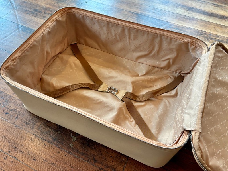 [Rare] Maserati Leather Luggage Set - Beige (4 pieces + 2 accessories) gallery
