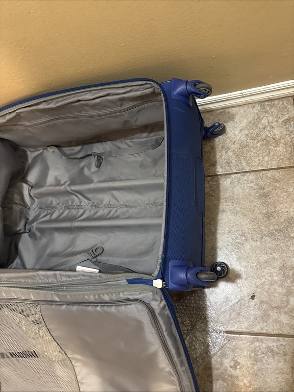 Samsonite Blue Ripstop Wheeled Rolling Large Suitcase Luggage gallery
