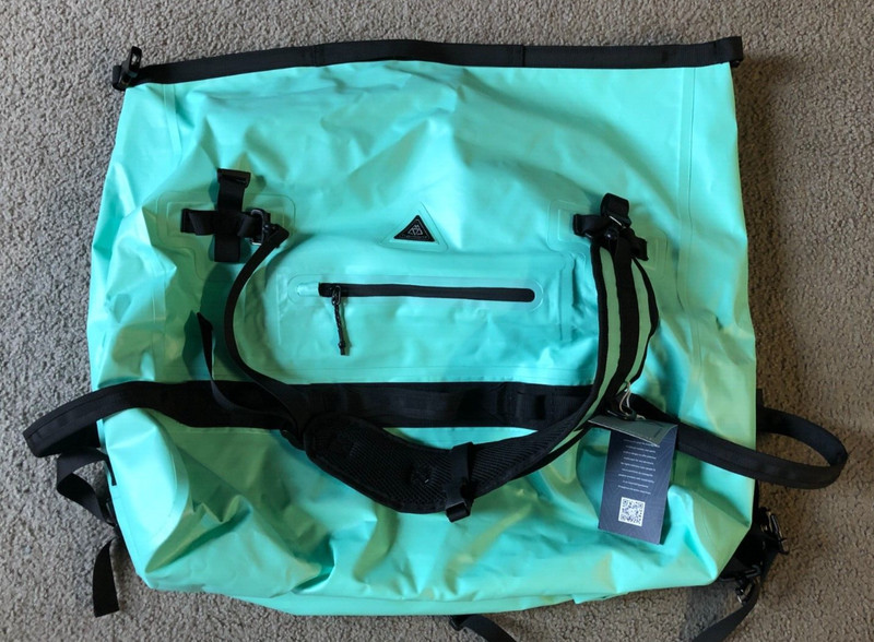 NWT Haimont Large Laminated PVC Waterproof Tote Bag - 24" x 27" x 10"