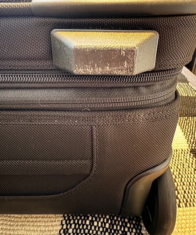 Tumi Alpha Expandable 2 Wheeled International Carry On Luggage Case 022303020D0 gallery