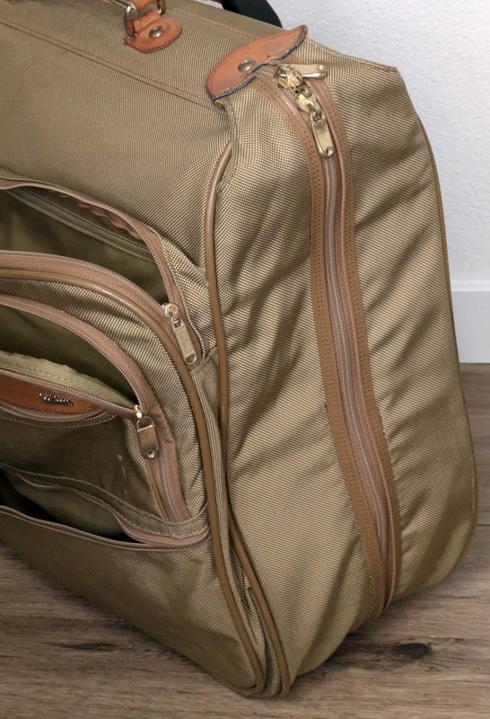 HARTMANN Intensity Collection Mobile Traveler Garment Bag Distressed gallery