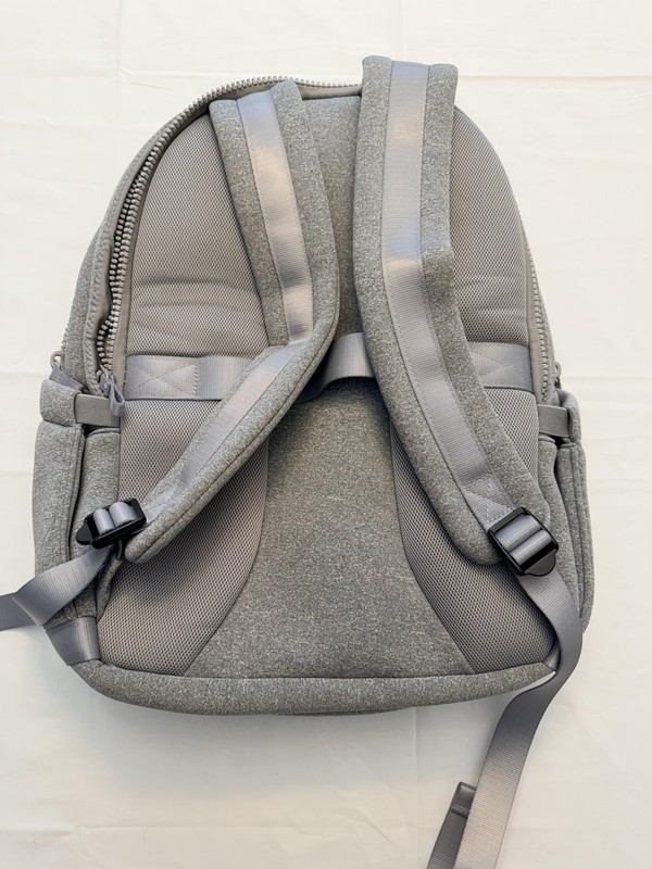 Universal Thread Gray Laptop Backpack 16in Travel Bag Daypack Work School Soft gallery