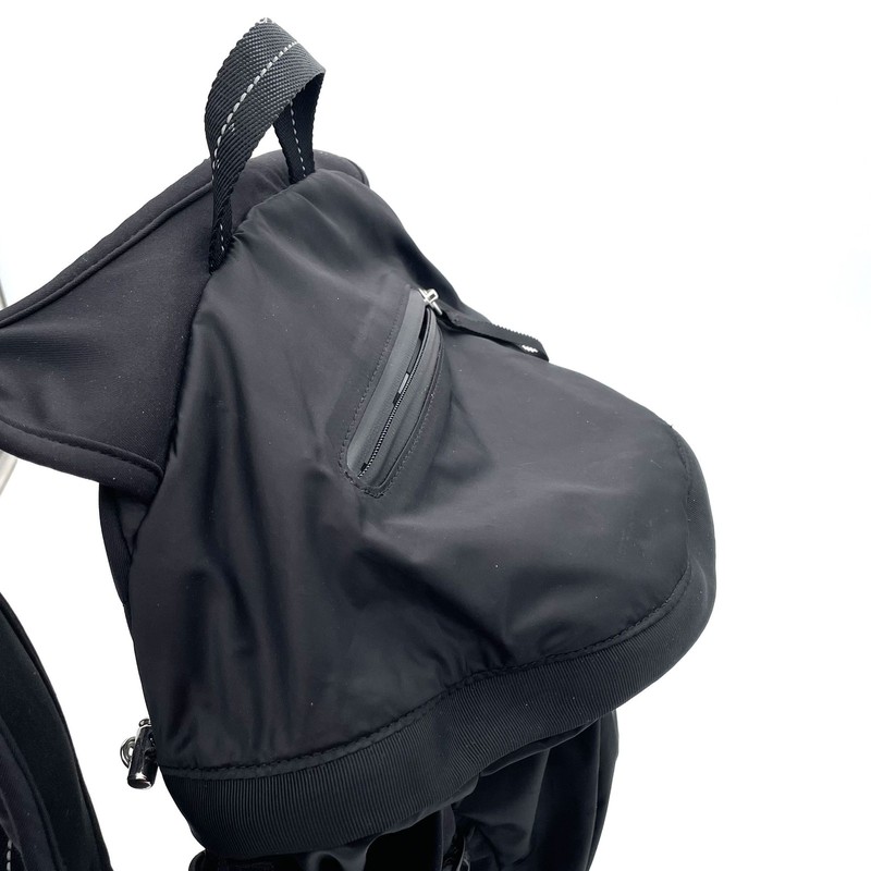Lululemon Fast Free Backpack Retired Black Reflective Hiking Gym Bag Unisex gallery