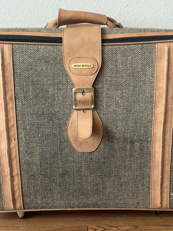 Fifth Avenue Canvas Leather 4 Piece Luggage Set Vintage Luxury Brown Beige gallery