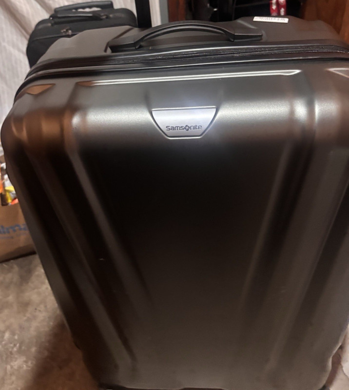Samsonite Hardshell Suitcase 29″+ Black Plastic Solid w/ Telescopic Handle
