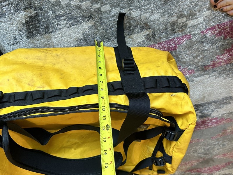 The North Face 150 L XL Duffel Adjustable Straps Yellow gallery