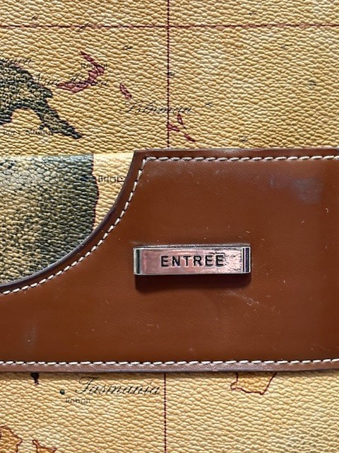 Entree world map rolling suitcase gallery