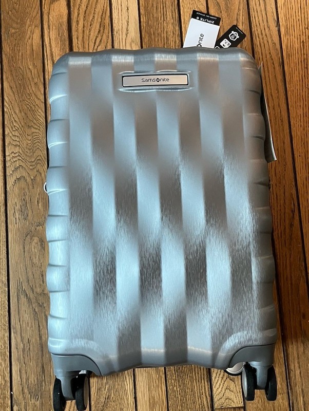 Samsonite Ziplite 6 Hardside Spinner Luggage 20 Carry-On Silver