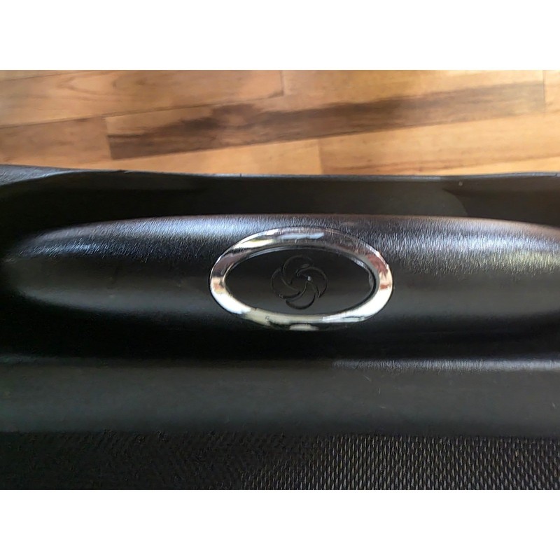 Samsonite Black Softshell 28 Inch Large Spinner Suitcase 4 Wheel Rolling Luggage gallery