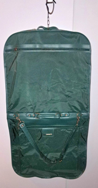 Vintage 44″x24″ Green Samsonite Canvas & Leather Bifold Hanging Garment Bag