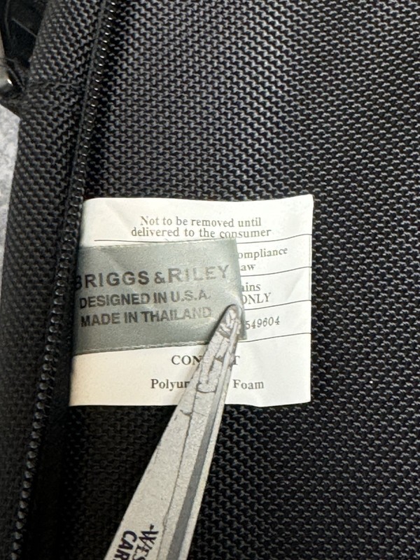 Briggs & Riley Medium Expandable Briefcase Travel Laptop Bag KMC310-4 15” Black gallery