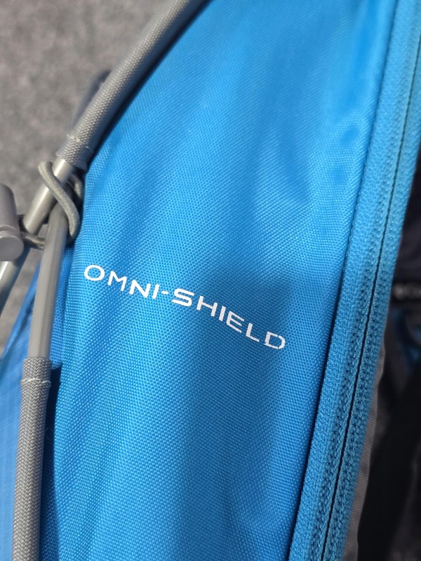 Columbia Titanium Hydration Backpack Blue 18" Omni-Shield Hiking Daypack Unisex gallery