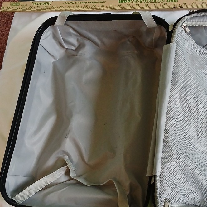 Pacific Hard Shell Upright Rolling Spinner Carry-On Suitcase 19"-22" Green/Black gallery