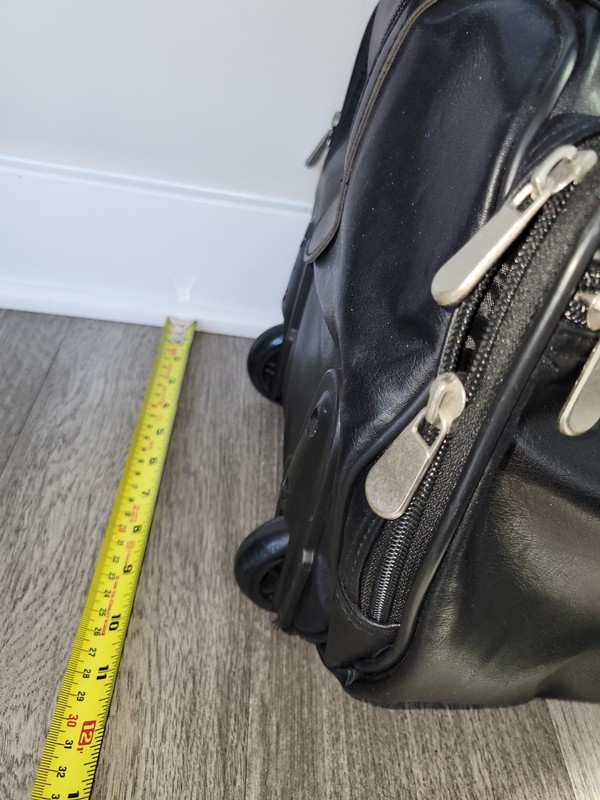 Black Leather (Synthetic) Roller Carry On Bag With Shoulder Strap gallery
