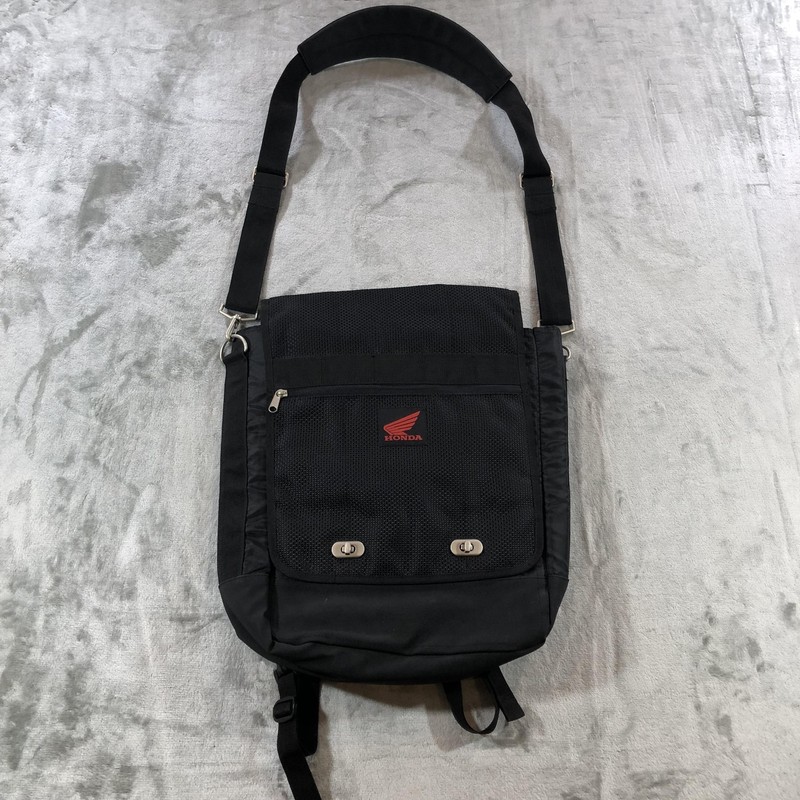 Honda Black 17″ Laptop Backpack Soft Case Adjustable Straps Mens Nylon Bag Logo