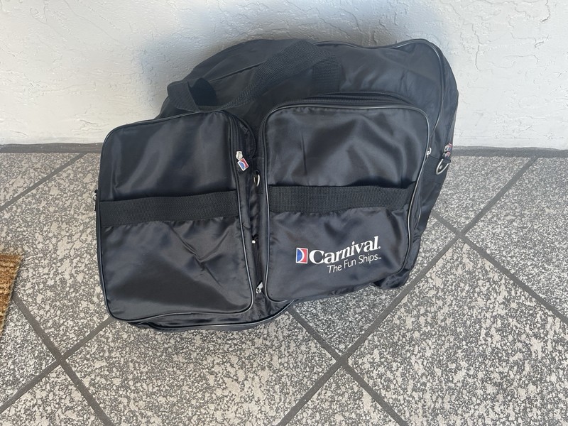 Carnival Cruise branded Luggage Duffel shoulder Travel Bag pockets, EUC