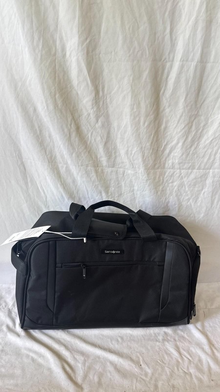New Samsonite X-Tralight 4 Travel Duffel Bag Carry On Black 19" gallery