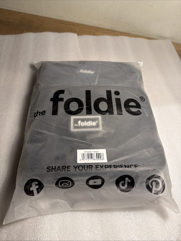 The Foldie® 4.0 Travel Duffle – Water Resistant – Expandable Bottom – Black