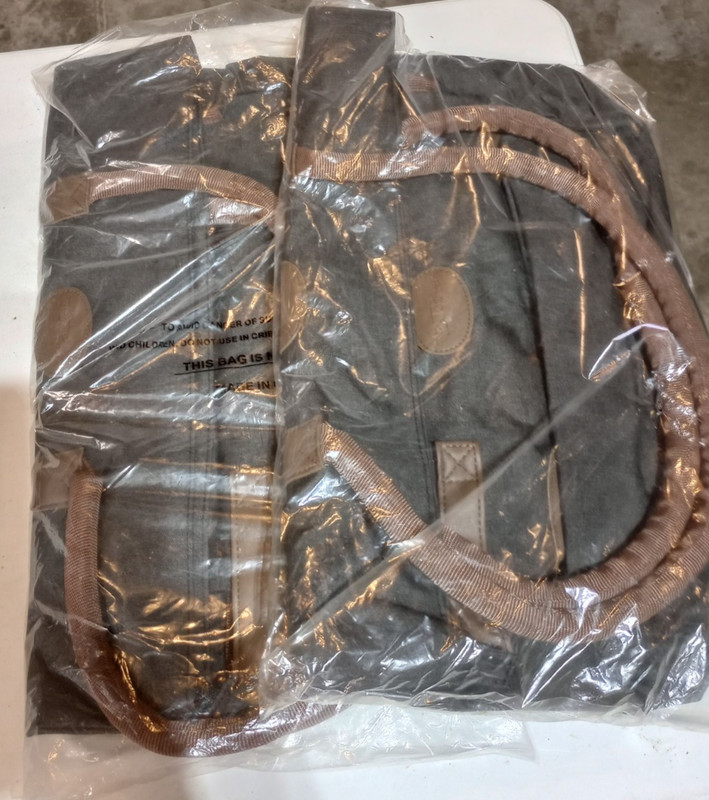 BELLA RUSSO 6 PIECE: 2 DUFFLE, 1 TROLLEY, 1 BAG AND 2 HAND BAGS .-ALL BRAND NEW gallery