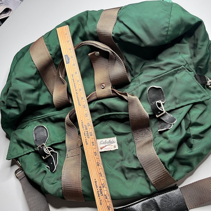 Vintage Cabela's Green Nylon 20" Duffle Bag Soft Case Adjustable Straps Travel gallery