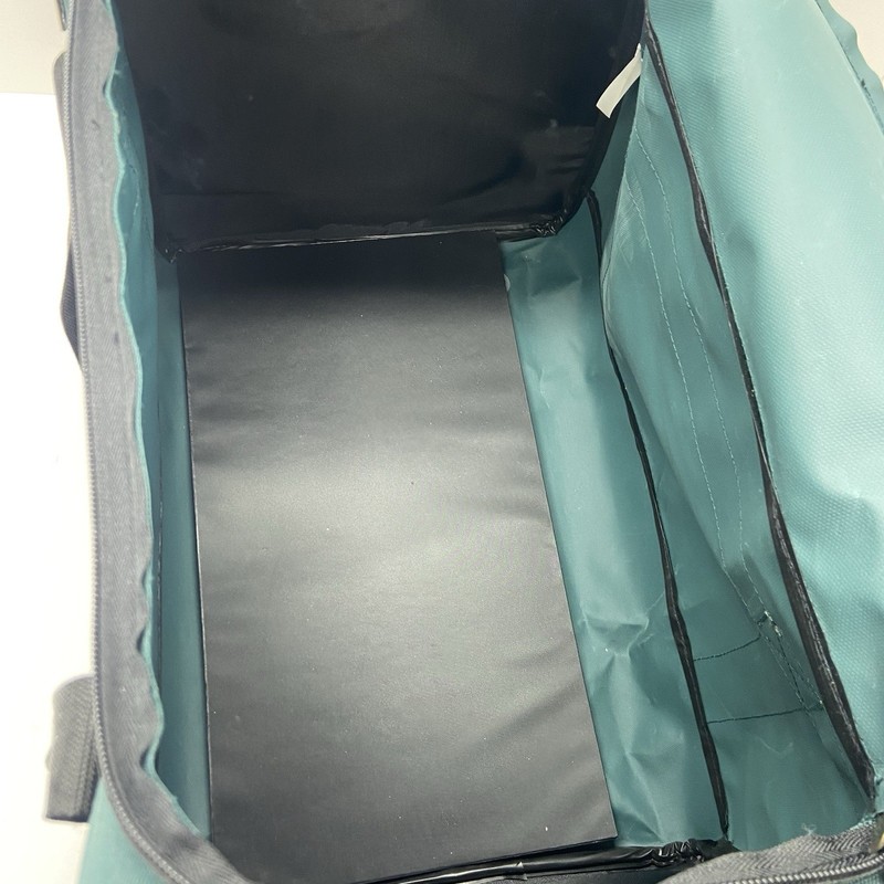 Union Pack Collection New York Duffle Bag hunter green canvas 21x12x13 gallery
