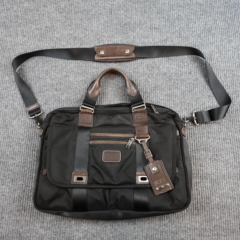 Tumi Black Alpha Bravo Bag Soft Case Adjustable Strap Men Briefcase Shoulder