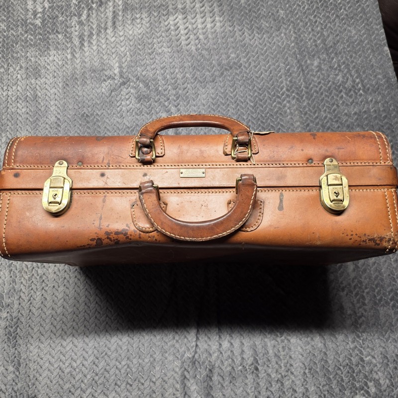 Hartmann Custom Crafted Leather Suitcase Brown Vintage ****AS IS / REPAIR**** gallery