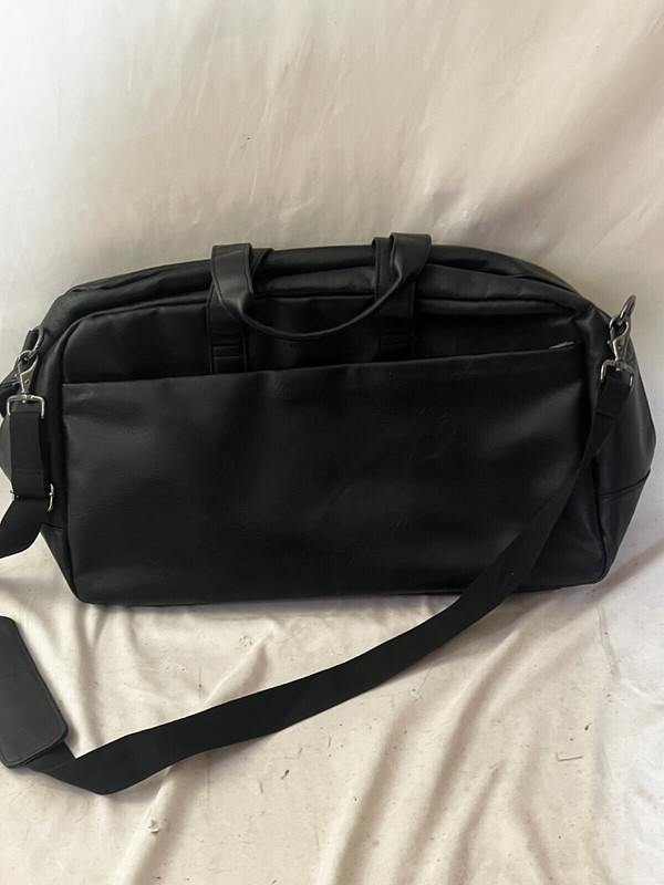 $720 KENNETH COLE REACTION Leather 20″ Single Compartment Duffel Bag Black