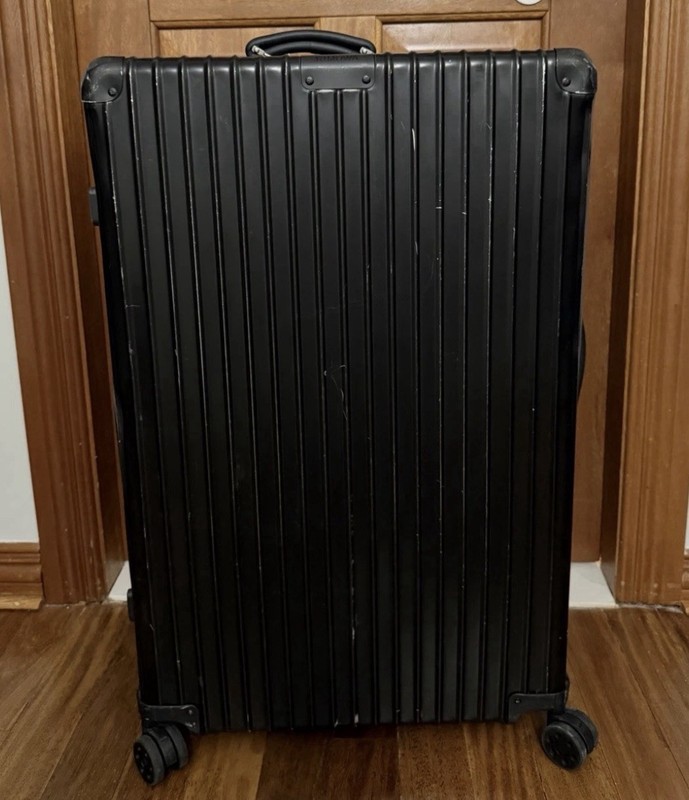 Rimowa Classic Check-In L – Matte Black Aluminum – Great Condition
