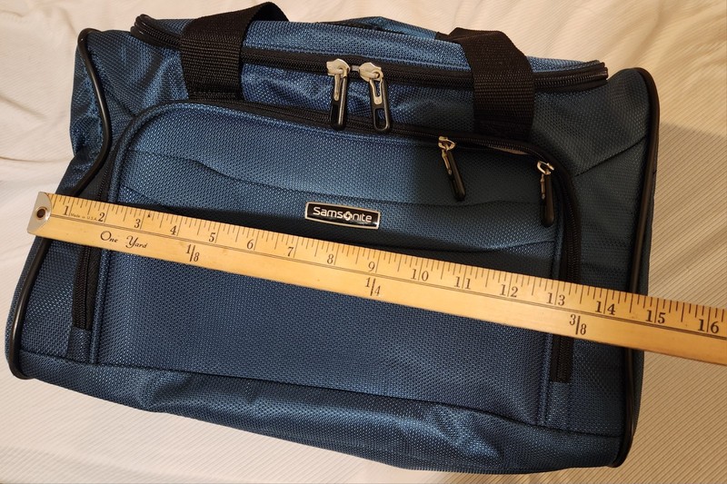 Samsonite Carry-on Bag Duffle Soft Sided Blue 10x10x15 Missing Shoulder Strap. gallery