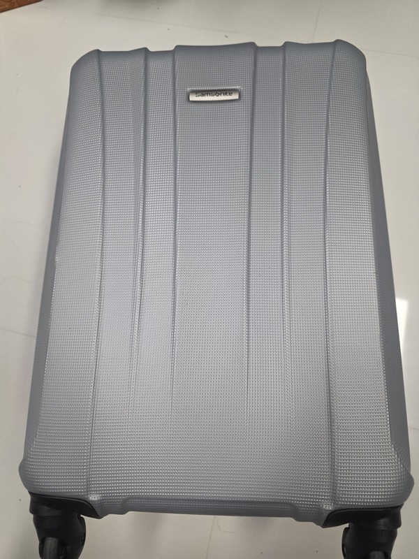 Samsonite Centric 2 Hardside Expandable Luggage Spinner 20″