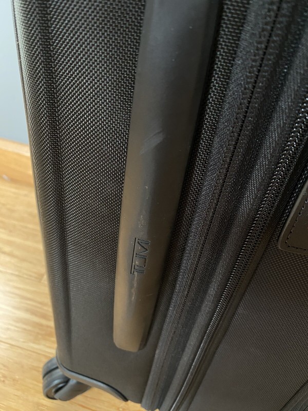 Tumi Alpha International Office 4 Wheeled Carry On 117155-1041 Luggage gallery