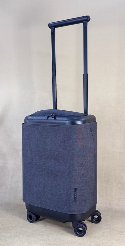 Incase Pro Connected Smart Carry-On 4 Wheel Hubless Roller Gray Suitcase $599