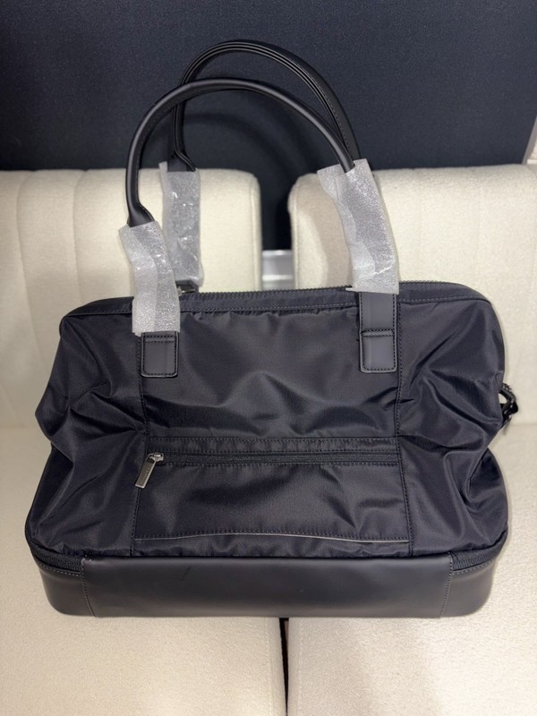 Samsonite Better than Basics Drop Bottom Weekender Duffle Black New With Tags gallery