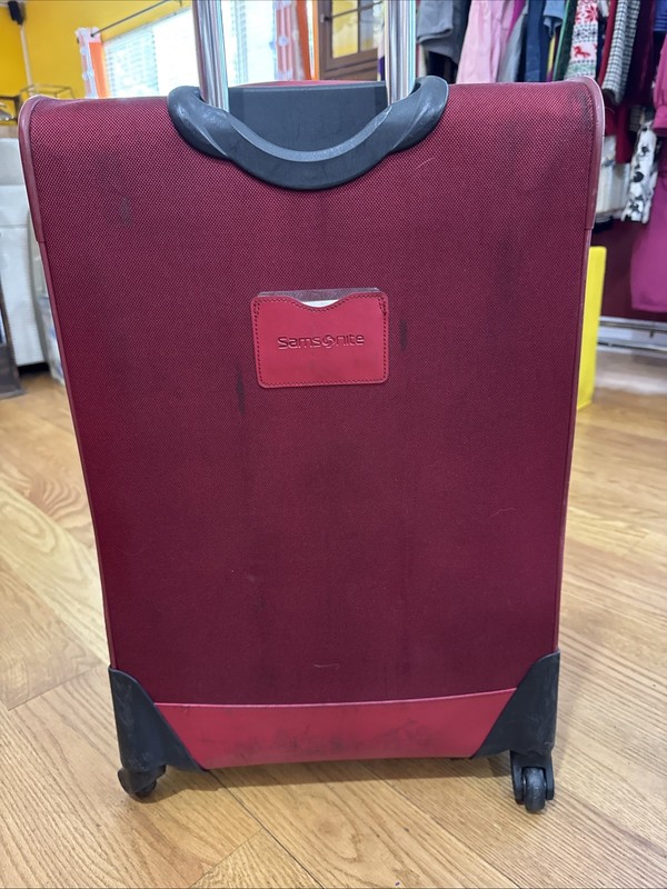 Red 26” Samsonite Expandable Softside Roller Luggage Suitcase gallery