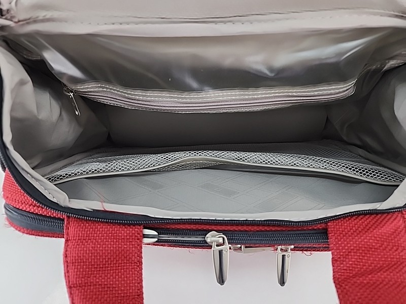 Samsonite Versatility Carry On Shoulder Bag Red 17x12x8” Overnight Luggage gallery